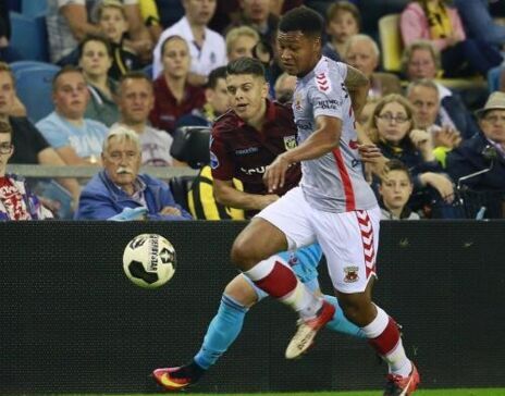 形工艺品和 形工艺品和