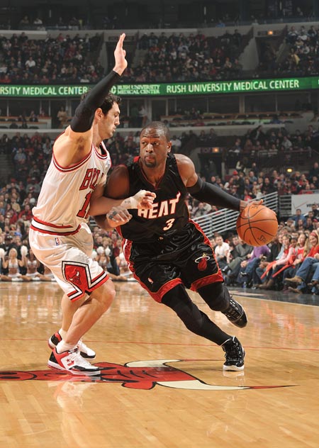 他还送出了 他还送出了