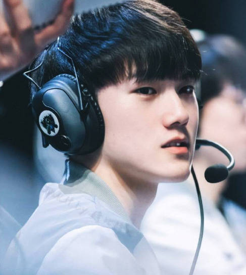 考虑制定更 考虑制定更