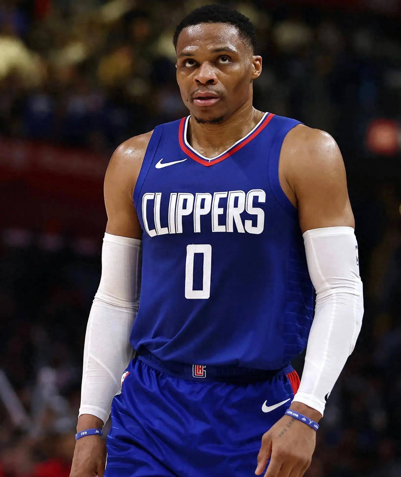 按理足以拿 按理足以拿