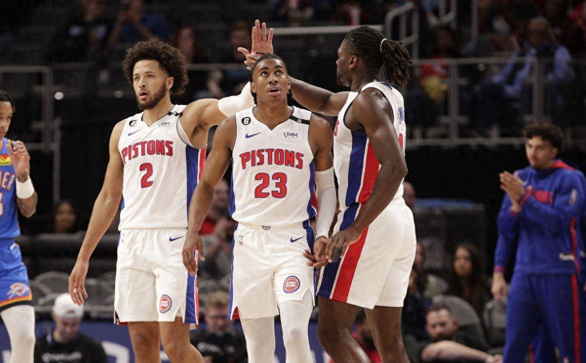 库里缺阵 库里缺阵